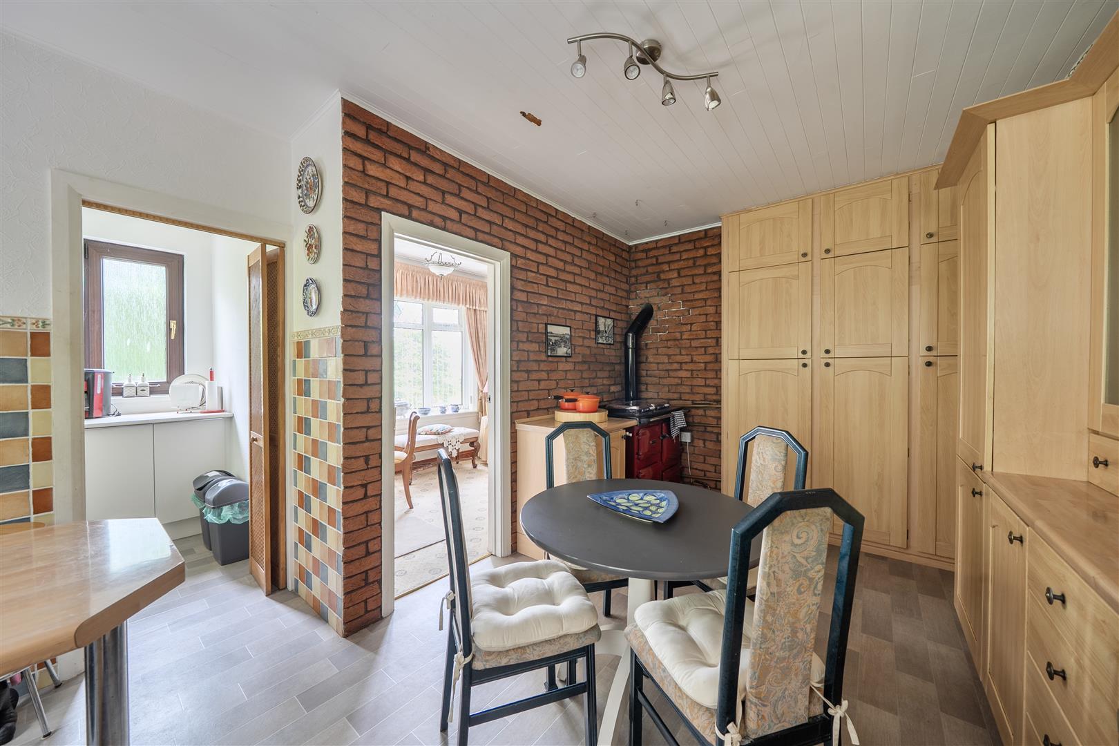 Penclawdd, Swansea, SA4 3LE